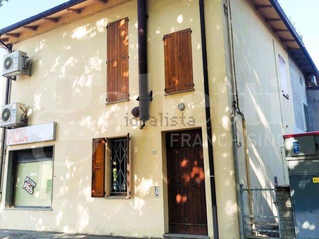 Locale in vendita di 135 m² in Via Nuova, 5