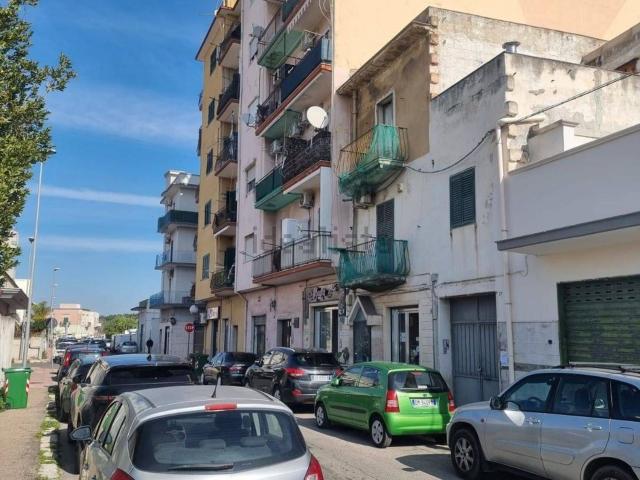 Locale in vendita di 135 m² in Via Pasquale Santilli, 23