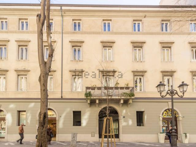 Locale in vendita di 135 m² in Viale Venti Settembre, 5