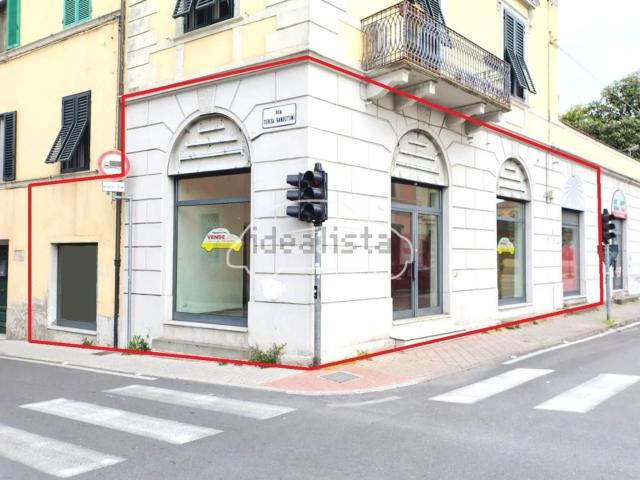 Locale in vendita di 135 m² in Viale San Concordio, 156