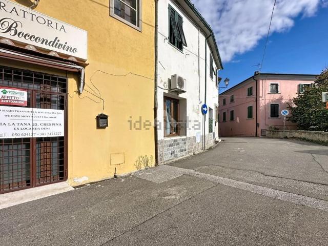Locale in vendita di 137 m² in Via Montegrappa, 30