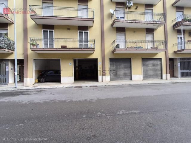 Locale in vendita di 139 m² in Via Gioacchino Toma, 73100