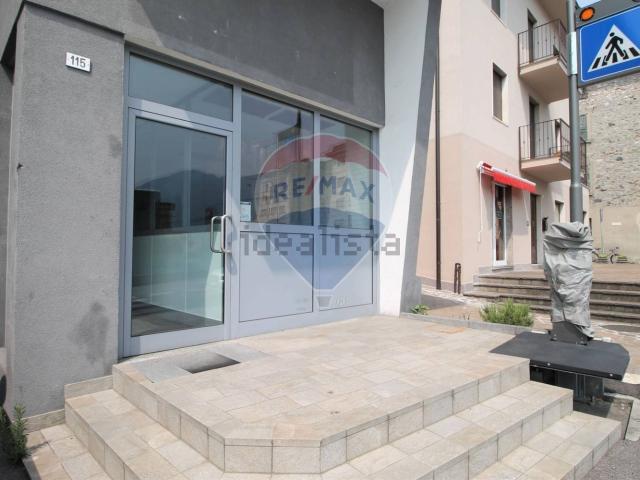 Locale in vendita di 140 m²
