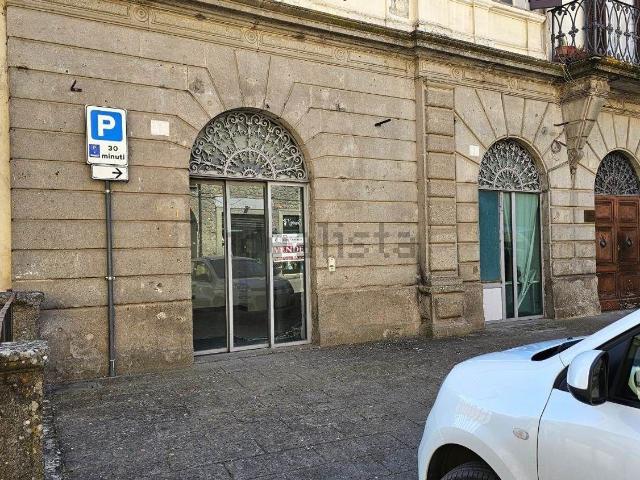 Locale in vendita di 140 m²