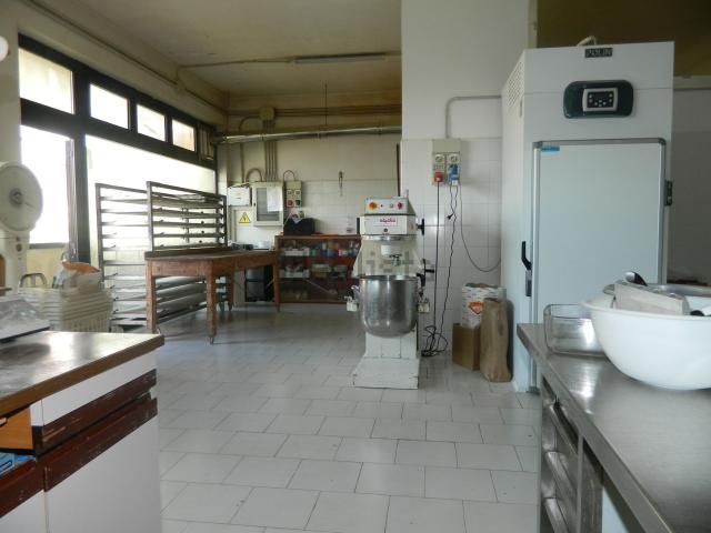 Locale in vendita di 140 m²
