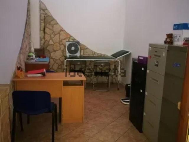 Locale in vendita di 140 m² in Via Siculo Orientale