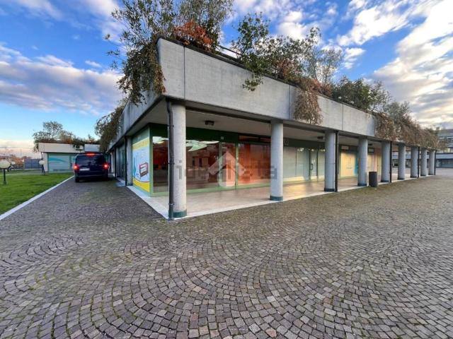Locale in vendita di 140 m² in Piazza Virgilio