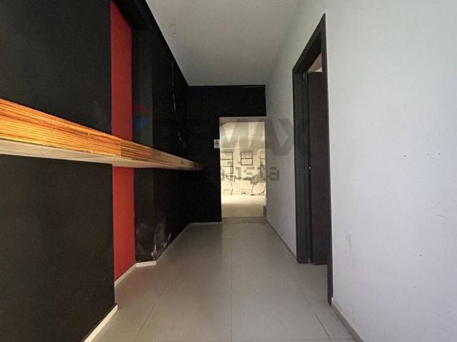 Locale in vendita di 140 m² in Salita San Domenico