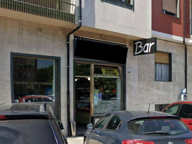 Locale in vendita di 141 m² in Via Michele Coppino, 17