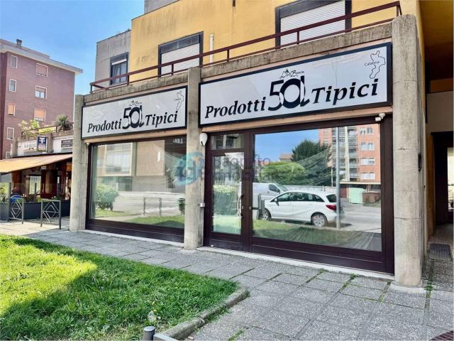 Locale in vendita di 141 m² in Via XXIII Marzo 1849, 220
