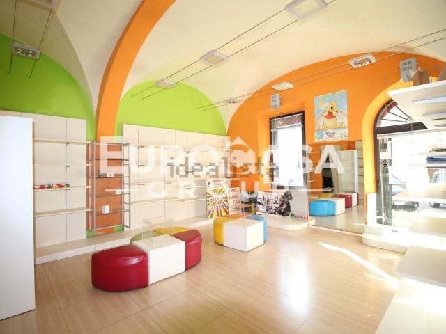 Locale in vendita di 141 m² in Largo Percy Bysshe Shelley