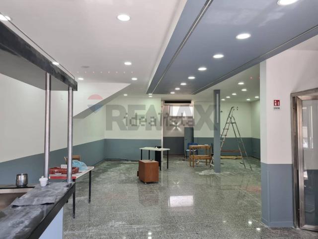Locale in vendita di 143 m² in Via Palermo, 220