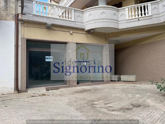 Locale in vendita di 143 m² in Viale Tica