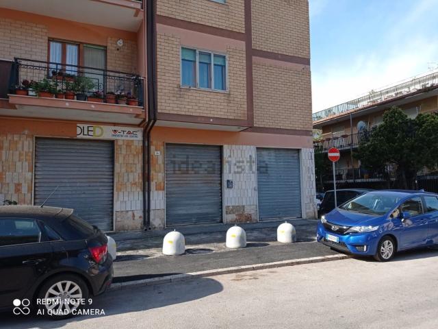 Locale in vendita di 144 m²