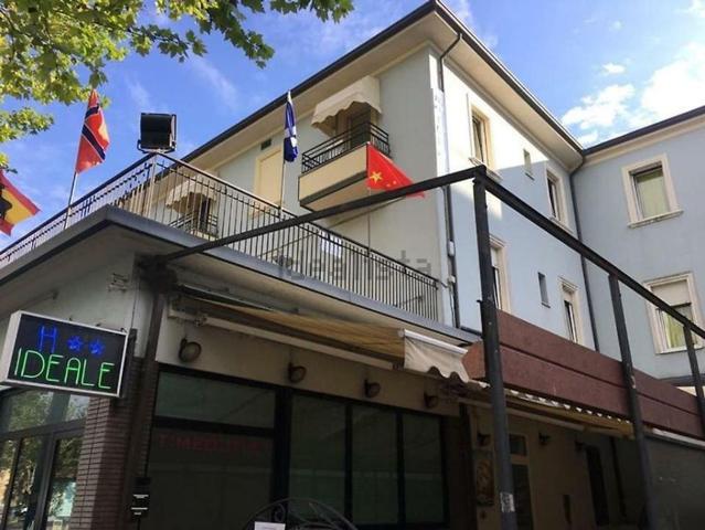 Locale in vendita di 1450 m² in Viale Regina Elena, 253