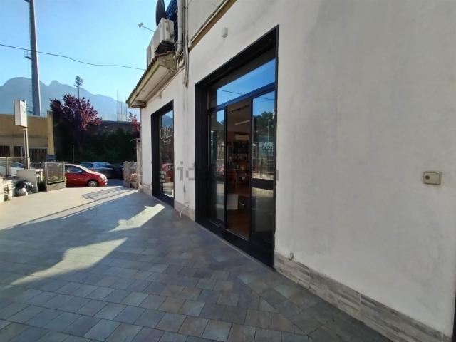 Locale in vendita di 145 m²