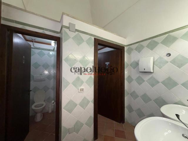 Locale in vendita di 145 m² in Via Colonnello Archimede Costadura, 52