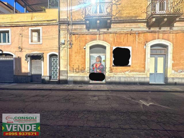 Locale in vendita di 145 m² in Via Giacomo Ucciardello