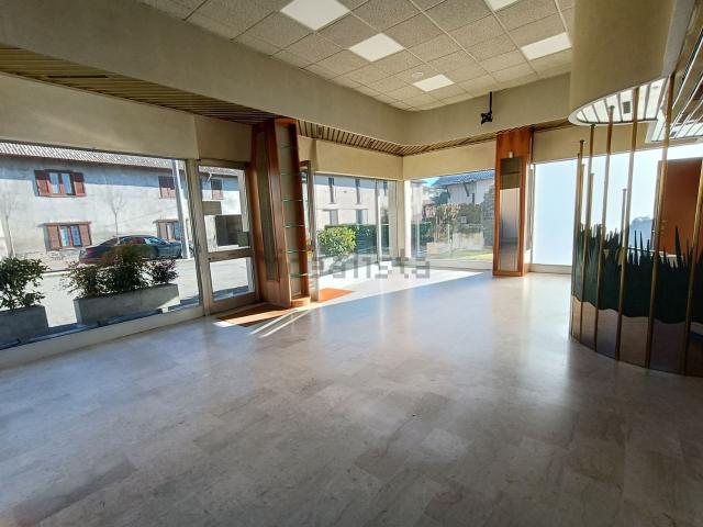 Locale in vendita di 146 m² in Via Giuseppe Garibaldi