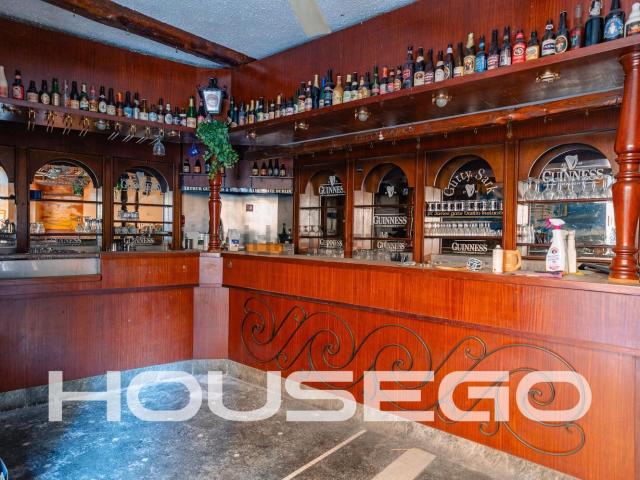 Locale in vendita di 146 m² in Via Roma, 35