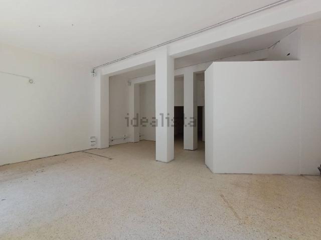 Locale in vendita di 147 m² in Via 95° Reggimento Fanteria, 153