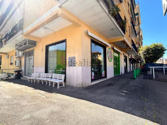 Locale in vendita di 147 m² in Via G. Verdi, 62