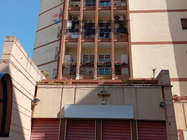 Locale in vendita di 149 m² in Via Giuseppe Maria Giovene, 34