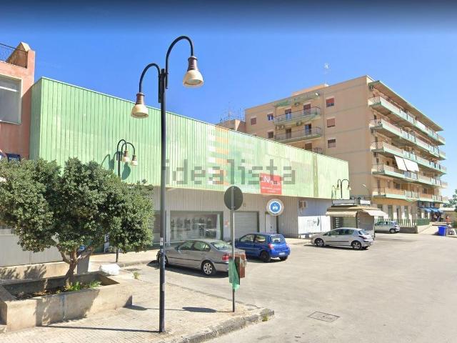 Locale in vendita di 1505 m² in Viale SANTA PANAGIA