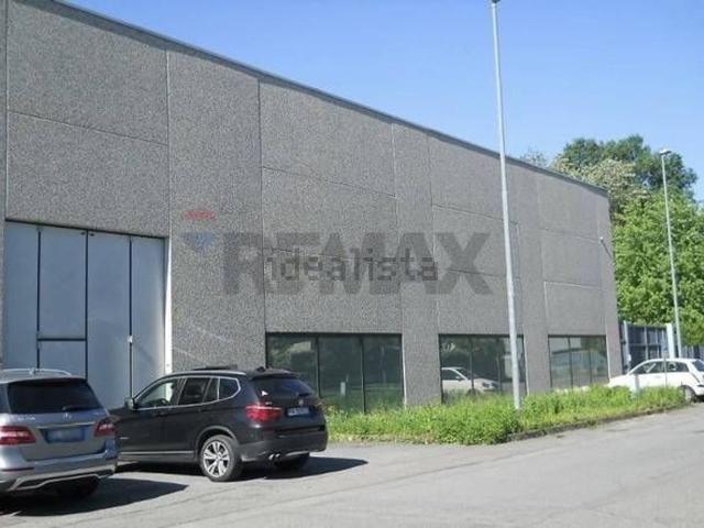 Locale in vendita di 1500 m²