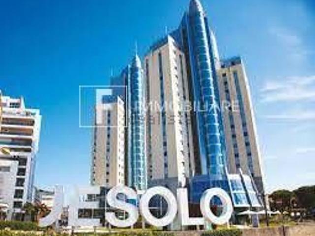 Locale in vendita di 1500 m²