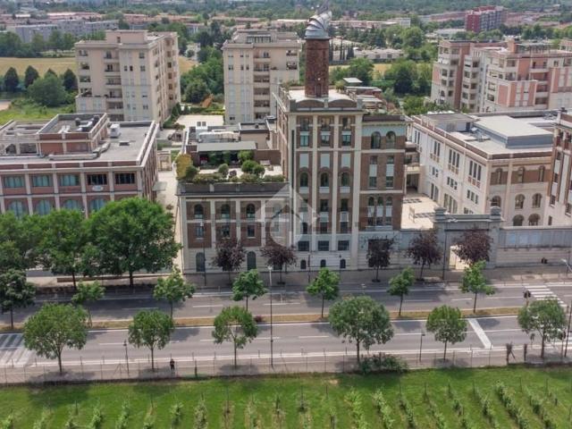Locale in vendita di 1500 m² in Borgo Pietro Wuhrer, 75