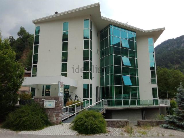 Locale in vendita di 1500 m² in Via Nicolo Tartaglia