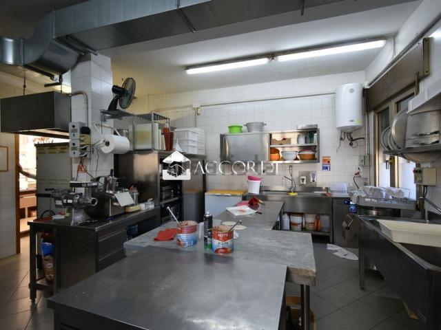 Locale in vendita di 150 m²