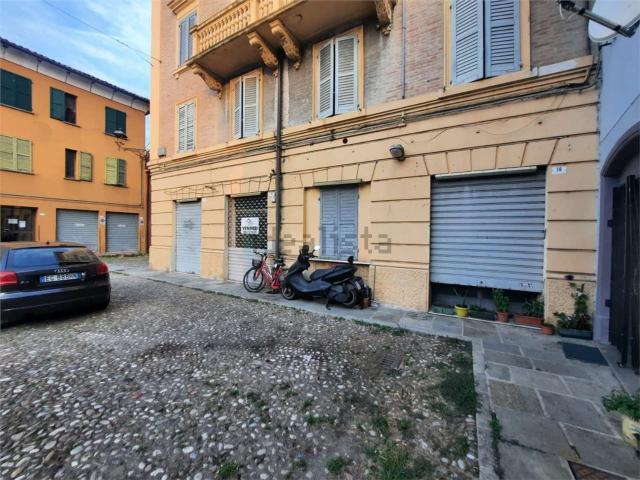 Locale in vendita di 150 m²