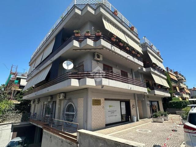 Locale in vendita di 150 m²