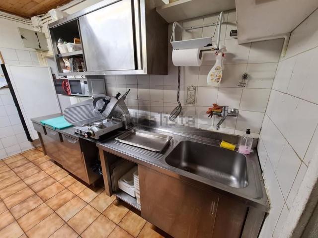 Locale in vendita di 150 m²