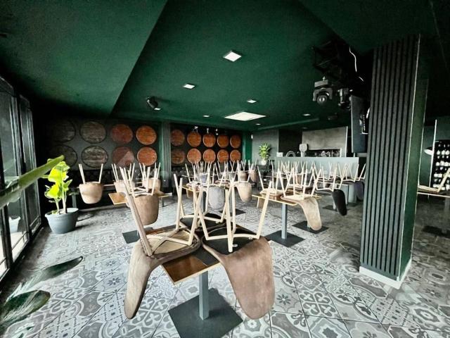 Locale in vendita di 150 m² in Via Cantoni