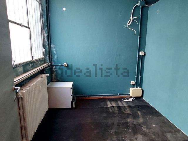 Locale in vendita di 150 m² in Via Cesare Battisti