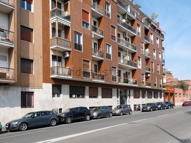 Locale in vendita di 150 m² in Via Arbe, 77