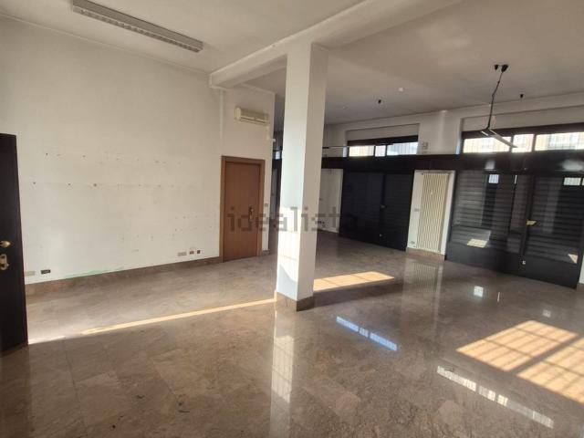 Locale in vendita di 150 m² in Via Giuseppina Pizzigoni