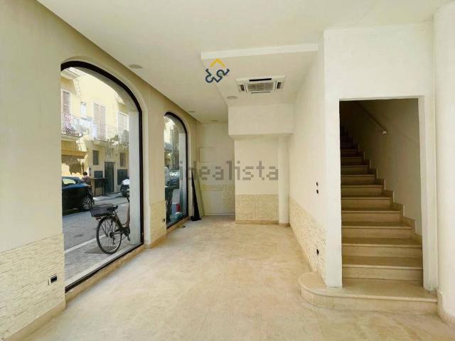 Locale in vendita di 150 m² in Via Gioacchino Pizzi, 97