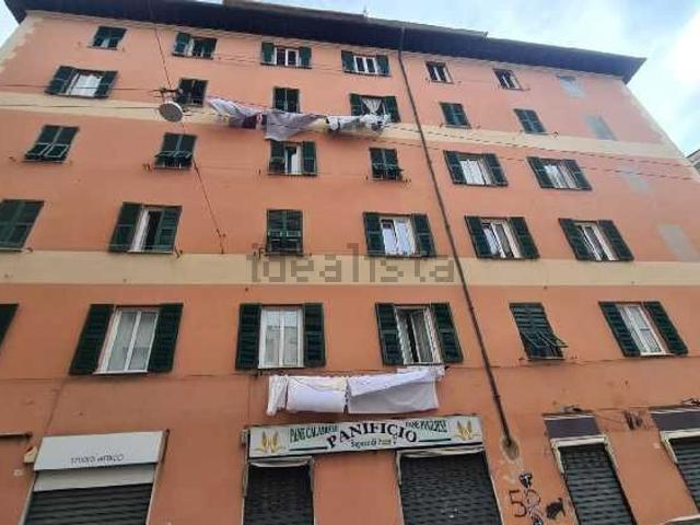 Locale in vendita di 150 m² in Via Donghi