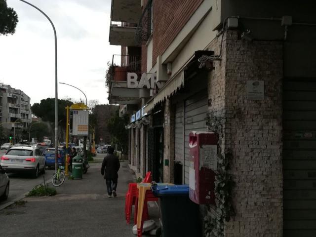 Locale in vendita di 150 m² in Via Francesco Acri, 62