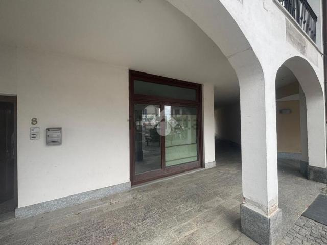 Locale in vendita di 150 m² in Via Ottavio Borla, 8