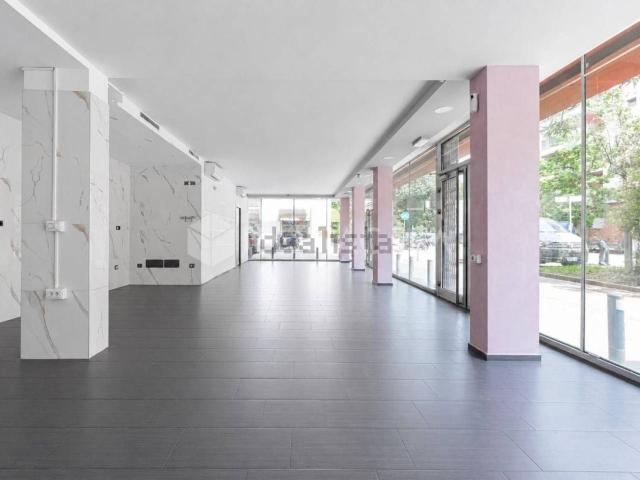 Locale in vendita di 150 m² in Via Nicastro, 1