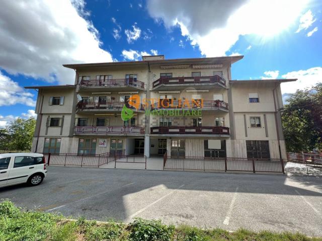Locale in vendita di 150 m² in Via Sicilia