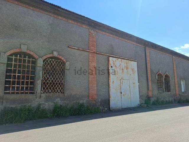 Locale in vendita di 150 m² in Via Toscana