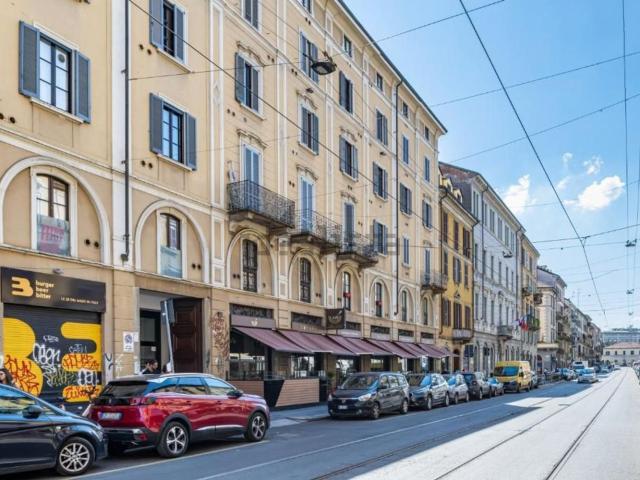 Locale in vendita di 150 m² in Via Vigevano