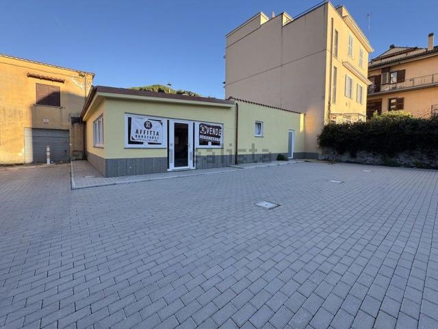 Locale in vendita di 150 m² in Via XXIV Maggio, 9