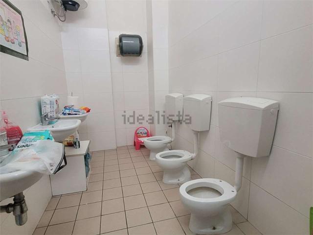 Locale in vendita di 150 m² in Viale USA